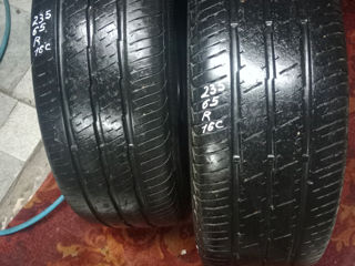 235/65 R 16 C.    Continental. Doua bucati