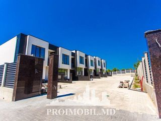 Durlești ! Townhouse , 2 nivele - 3 camere, 140 mp + 40 mp subsol! foto 15