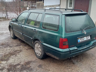 Volkswagen Golf foto 2