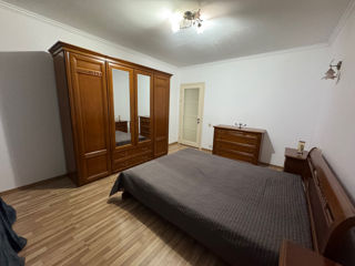 Apartament cu 2 camere, 98 m², Botanica, Chișinău foto 8