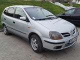 Nissan Almera Tino foto 5