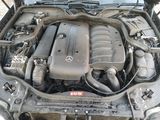 Mercedes E 211  motor 2.7 automat 2005 piese auto foto 7