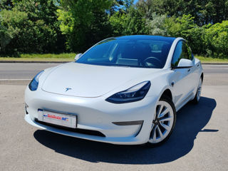 Tesla Model 3 foto 4