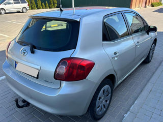 Toyota Auris foto 3