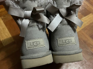 UGG m.32.5originale foto 2