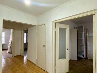 Apartament cu 3 camere, 80 m², Centru, Chișinău foto 3