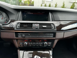 BMW 5 Series foto 9