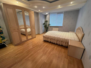 Apartament cu 3 camere, 121 m², Centru, Chișinău foto 8