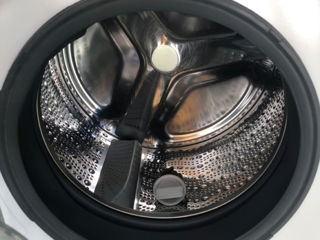 Практически новая стиральная машина Bosch WAV28M33 на 9 кг из Германии foto 4