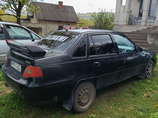 Daewoo Nexia foto 2