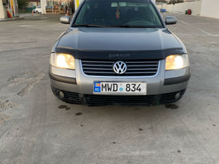 Volkswagen Passat foto 2