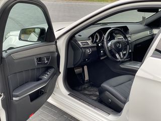 Mercedes E-Class фото 7