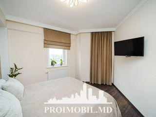 Apartament cu 2 camere, 93 m², Centru, Chișinău foto 5