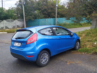 Ford Fiesta foto 3