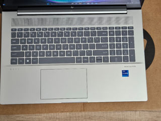 Ca NOU! HP ENVY 17 4k (i7-13Gen, ram 32Gb, SSD 1Tb) Garantie foto 5