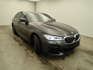 BMW 5 Series foto 3