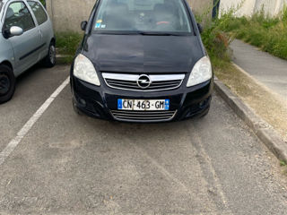 Opel Zafira foto 8