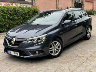 Renault Megane foto 2