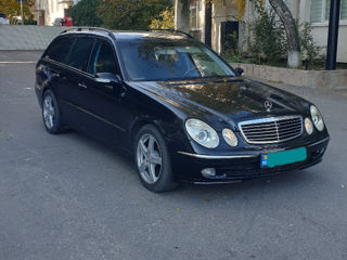 Mercedes E-Class foto 3