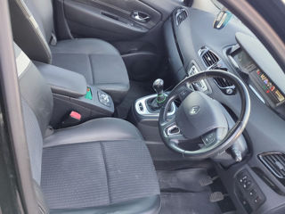 Renault Grand Scenic foto 7