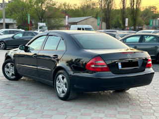 Mercedes E-Class foto 3