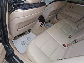 BMW 5 Series foto 7