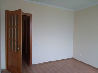 Apartament cu 2 camere, 72 m², Periferie, Codru, Chișinău mun. foto 8