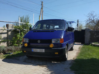 Volkswagen Transporter foto 1