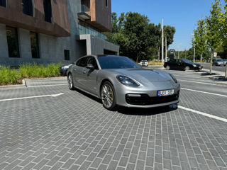 Porsche Panamera foto 2