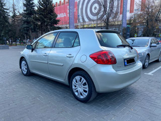 Toyota Auris foto 4