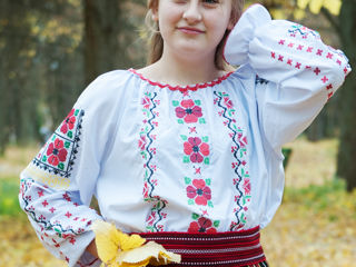 Confectionam haine populare Moldovenești,Rochii naționale Moldova foto 14