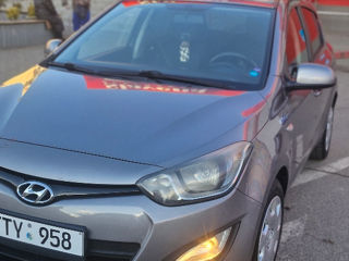 Hyundai i20 foto 10