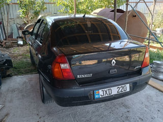 Renault Clio Symbol foto 4