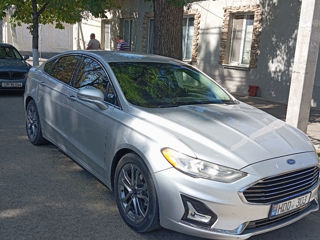 Ford Fusion foto 4