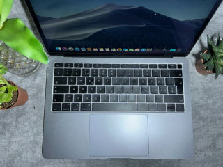 MacBook Air 2017 foto 3