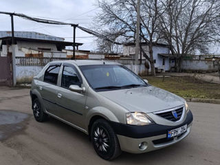 Dacia Logan foto 2