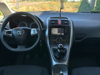 Toyota Auris foto 6