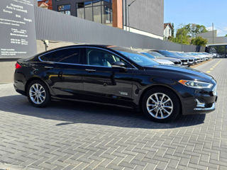 Ford Fusion foto 3