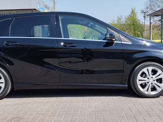 Mercedes B-Class foto 4