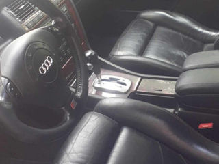 Audi A8 foto 3