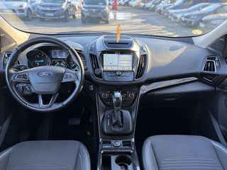 Ford Kuga foto 2