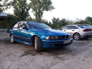 BMW 5 Series foto 5