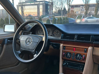 Mercedes E-Class foto 10