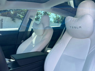 Tesla Model 3 foto 4