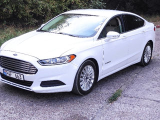 Ford Fusion foto 6