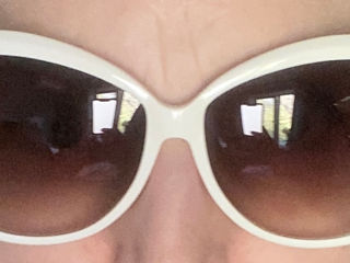 Москино - оригинал! Солнцезащитные белые очки из личного в отличном состоянии