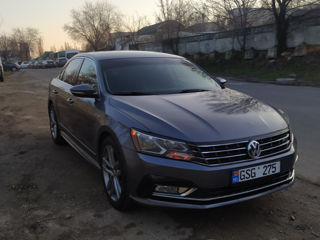 Volkswagen Passat foto 2