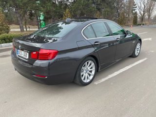 BMW 5 Series foto 4