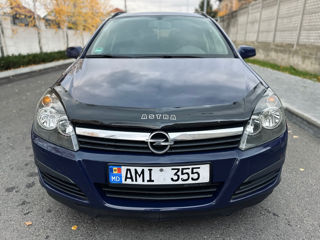 Opel Astra foto 2