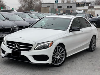 Mercedes C-Class foto 1